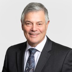 Photo Art_Grant_Colour_Web (002)